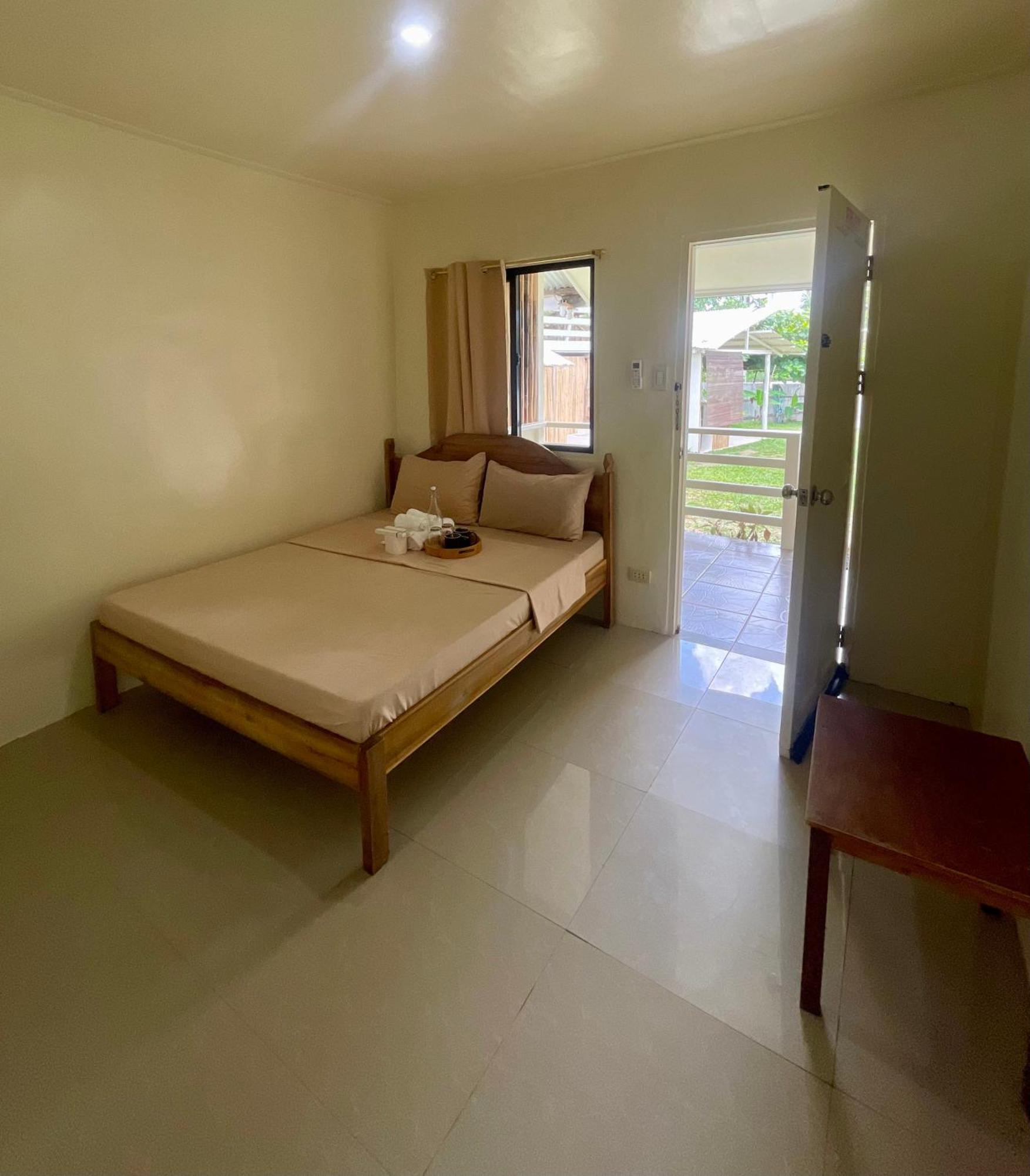 Homestay Bundal Riverside *